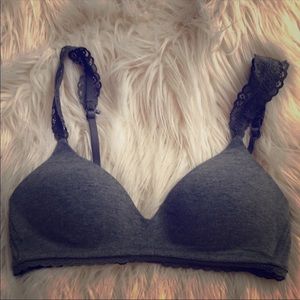 Lightly lined aerie bra